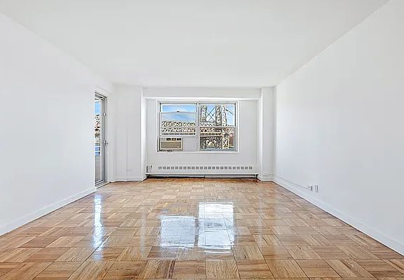 3rd image of 475 Franklin D Roosevelt Dr APT L906