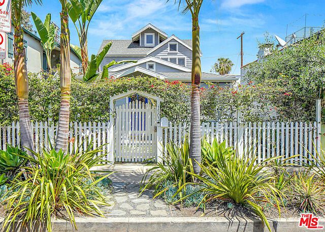 1st image of 1503 Cabrillo Ave