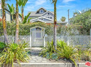 1503 Cabrillo Ave, Venice, CA 90291