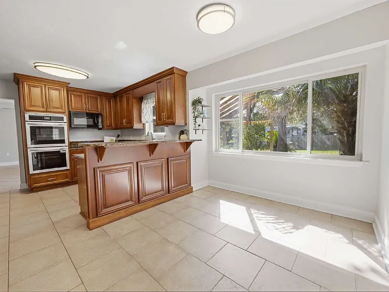 157 Country Club Rd — Photo 24