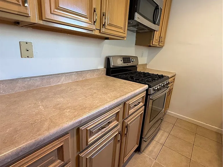 1317 W Alameda Ave #A — Photo 3