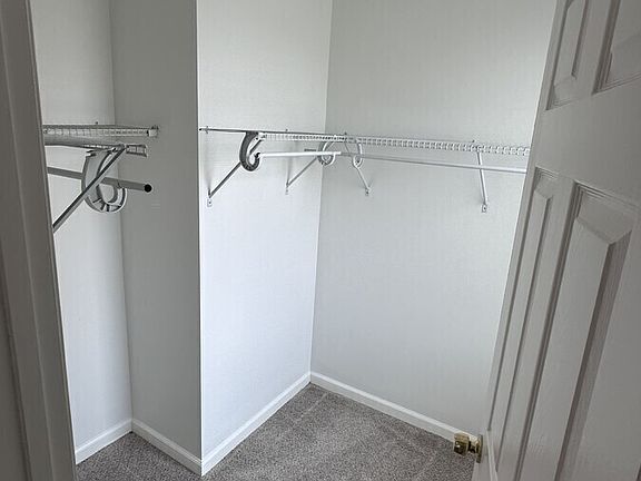 5th image of 2711 12th St NE APT C