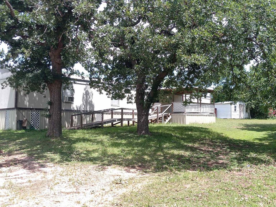 1st image of 2424 Rose Hill Drive