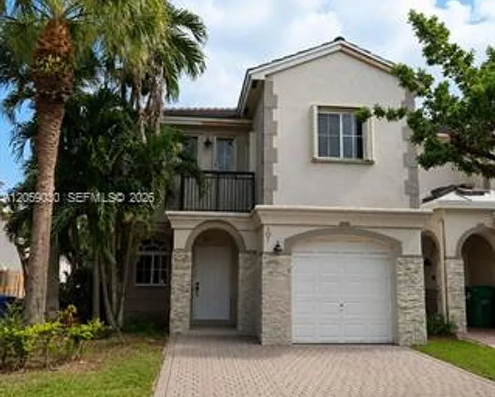 8341 SW 124th Ave #Townhouse 101-15 — Photo 2