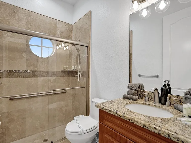 13751 Pine Meadow Ct — Photo 42