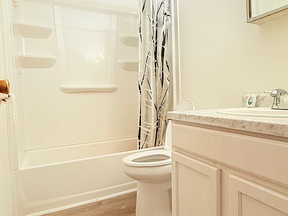 4th image of 3707 Pleasant Creek Dr