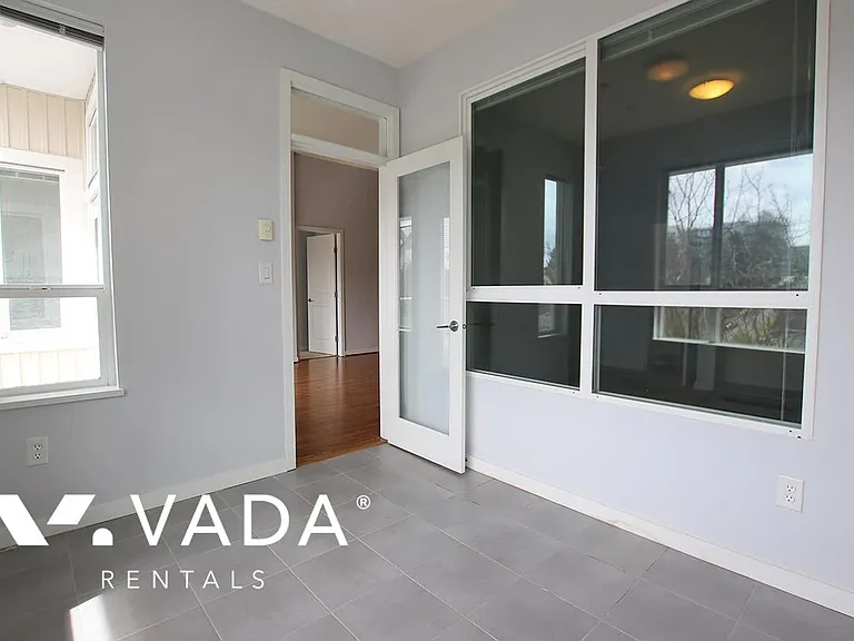 3651 Foster Ave #402 — Photo 7