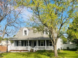 6467 Lakevista Dr, Mechanicsville, VA 23111