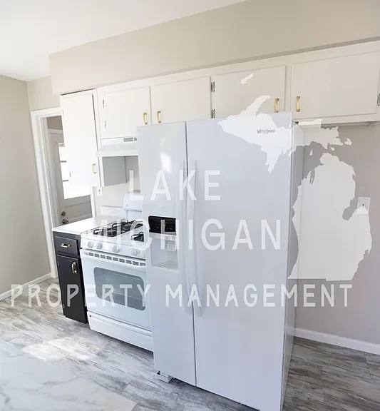 1141 Blanchard St SW — Photo 3