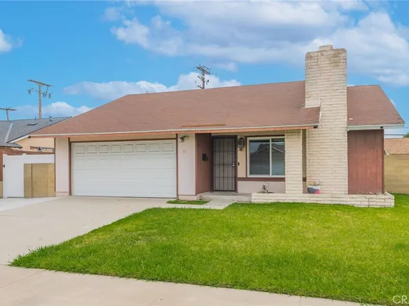 16752 Leafwood Cir, Huntington Beach, CA 92647