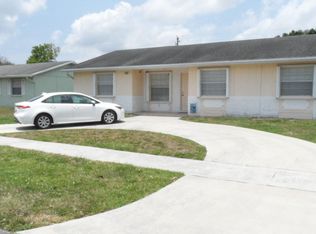 8111 NW 47th St, Lauderhill, FL 33351