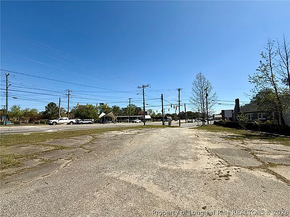 3rd image of 1021 Bragg Blvd