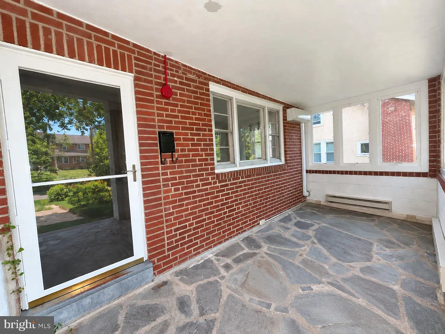 2 bed, 2.0 bath, 1344 sqft, $2,400 — Photo 2