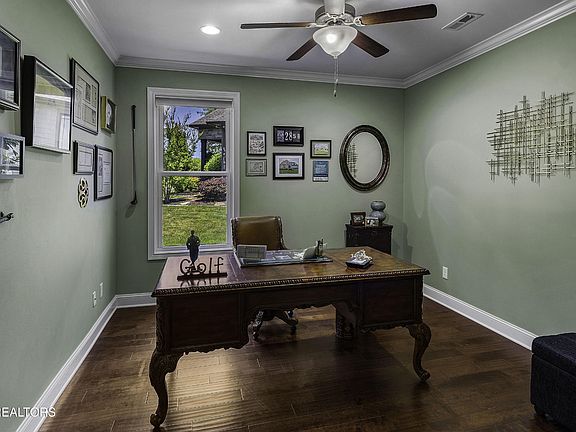 5th image of 1099 Buckhorn Way