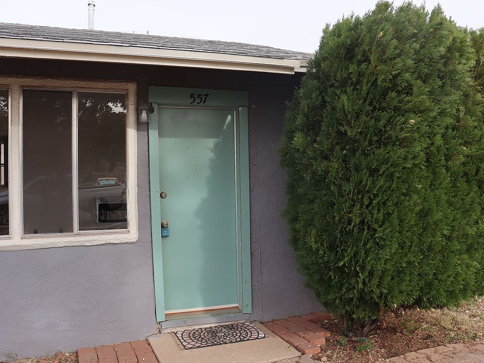 1st image of 557 Graham Dr