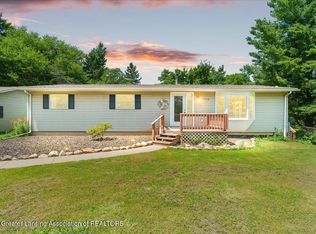 5038 Young Rd, Bellevue, MI 49021