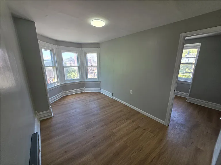 45 N 11th St #3 — Photo 12