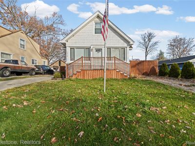 1012 La Salle Ave, Waterford, MI, 48328