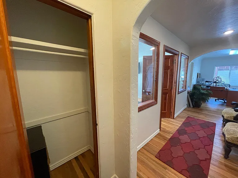 1225 N Main St — Photo 9