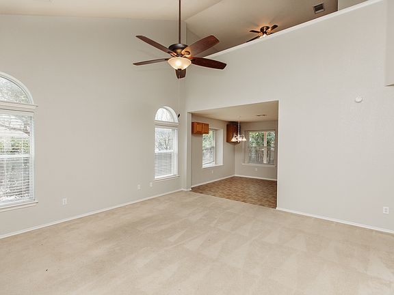 1301hensleydrive-4_09202022