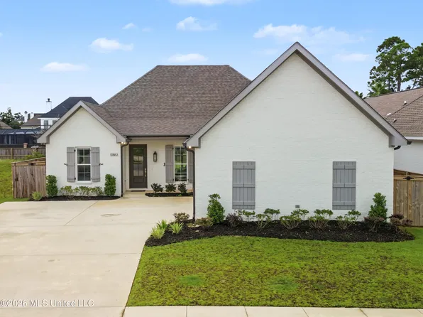 10863 Lily Ln, Gulfport, MS 39503