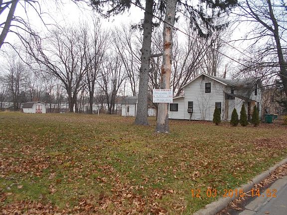 4th image of 346 Lucca St