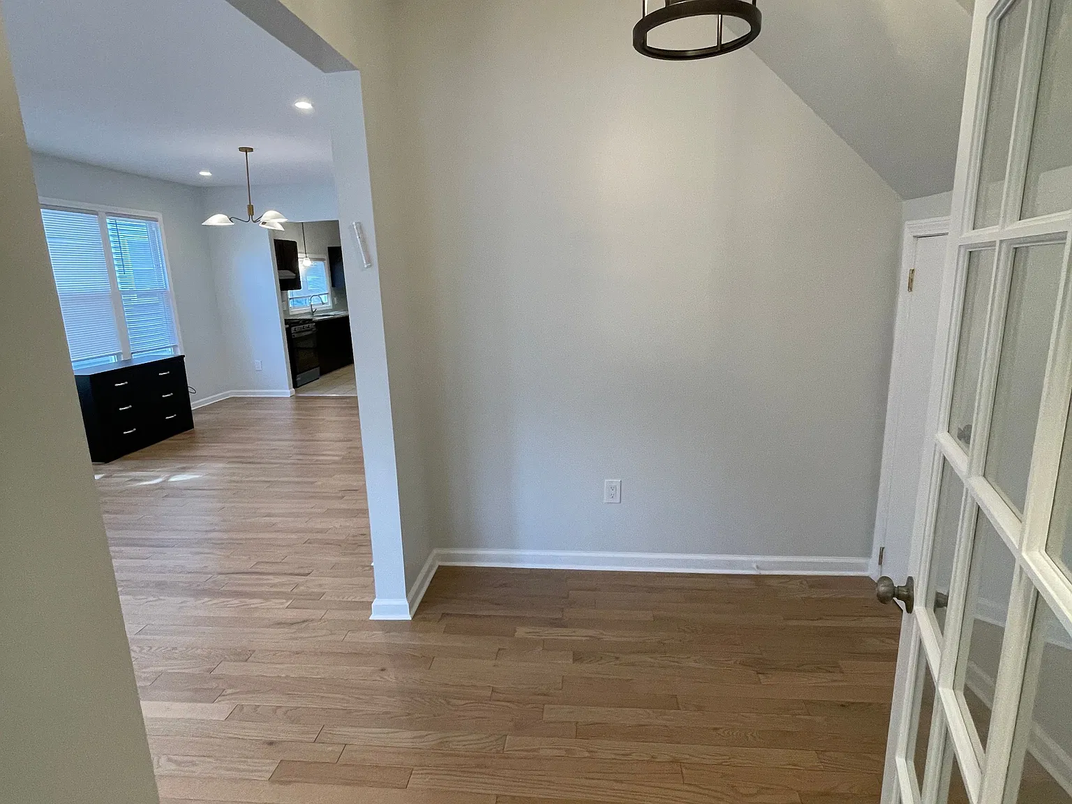 2 bed, 1312 sqft, $1,975 — Photo 3
