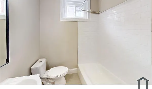463 W Earlham Ter — Photo 12