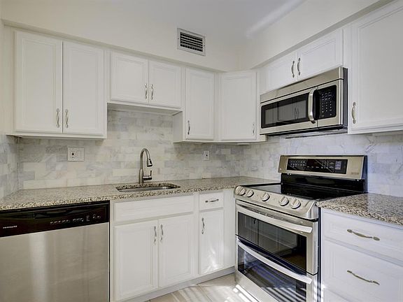 2nd image of 188 Piedmont D #188