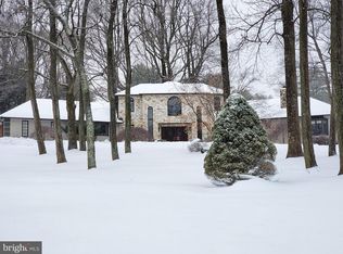 18 Hanover Dr, West Chester, PA 19382