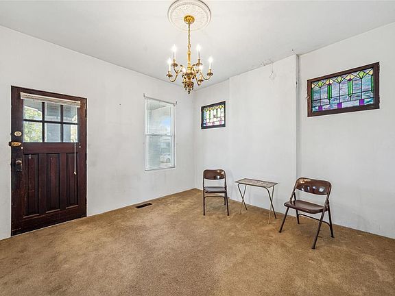 2nd image of 632 Waller Ave