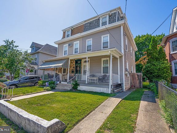 2nd image of 39 Blake Ave