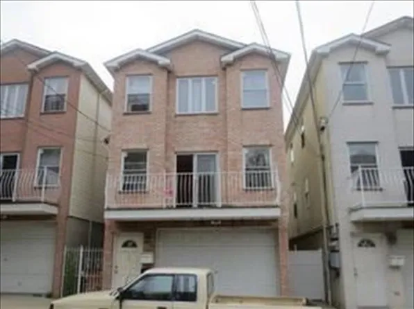 119 Oxford Ave, Jersey City, NJ 07304