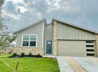 13909 Bavarian Forest Dr, Pflugerville, TX 78660