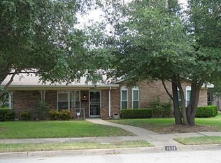 1628 Lamplighter Ln, Edgecliff Village, TX 76134