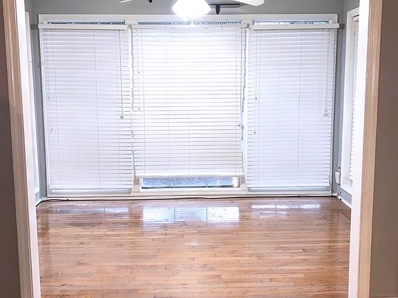 4th image of 1906 Country Park Dr SE