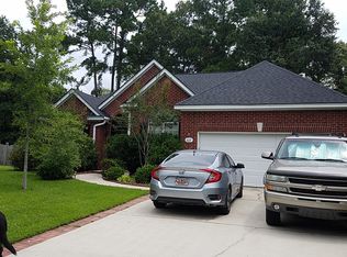 605 Fairway Forest Dr, Summerville, SC 29485