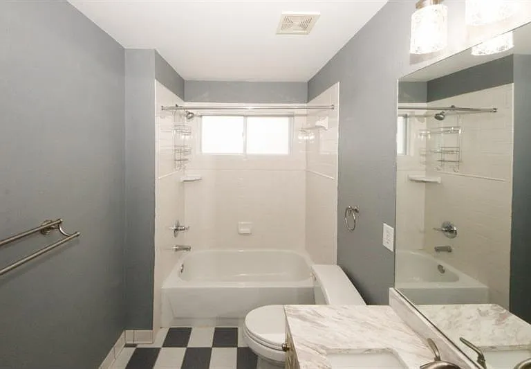 1354 Brookhaven Village Cir NE — Photo 51