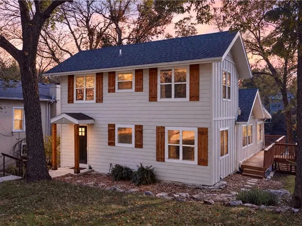 7 H St, Lees Summit, MO 64086