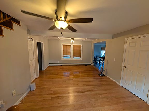 5th image of 285 Park St #2