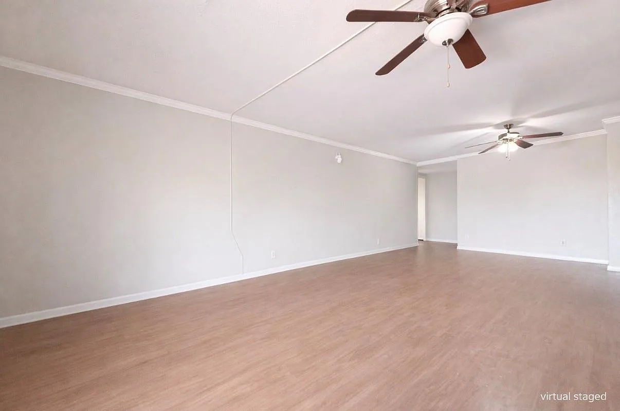 2 bed, 1.5 bath, 1002 sqft, $999 — Photo 4