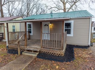 707 Marquis St, Parkersburg, WV 26101