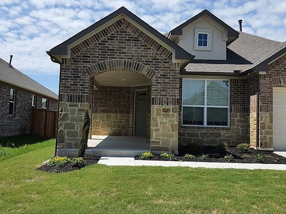 3rd image of 14016 McArthur Dr