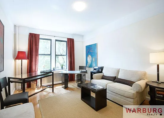Sold by Warburg | media 3
