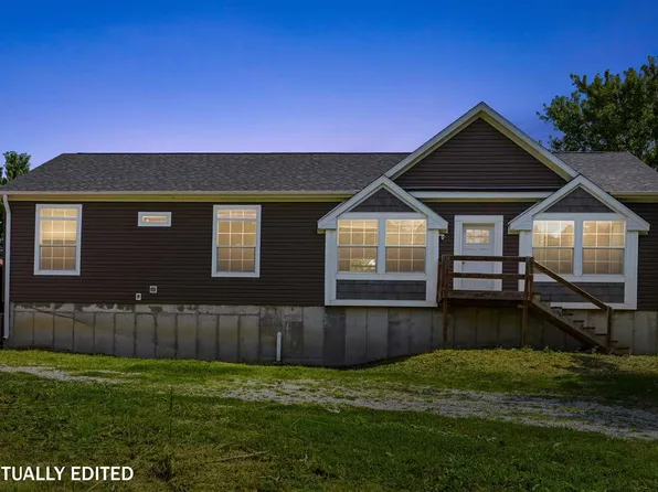 3350 150th St, Riverside, IA 52327