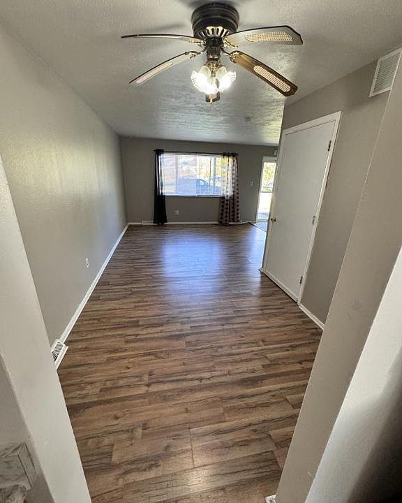 1st image of 4911 Caroline Dr APT 5