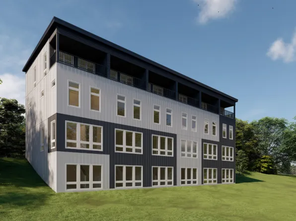 538 Lake Ave, Hancock, MI 49930