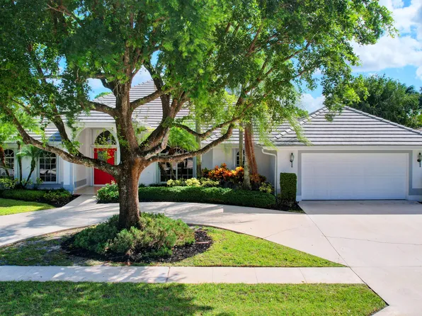 1906 S Club Drive, Wellington, FL 33414
