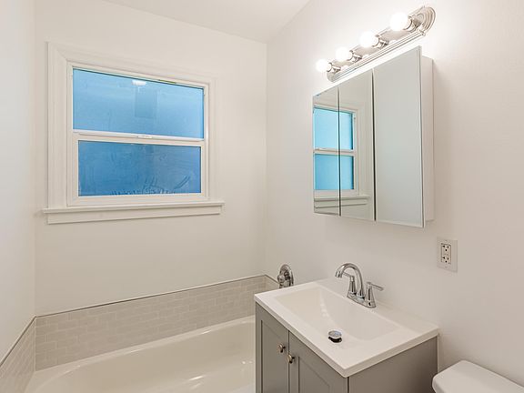 5th image of 1429 Havenhurst Dr APT 23