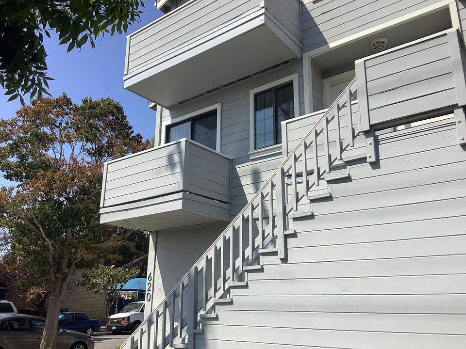 1st image of 620 Peninsula Ave APT B